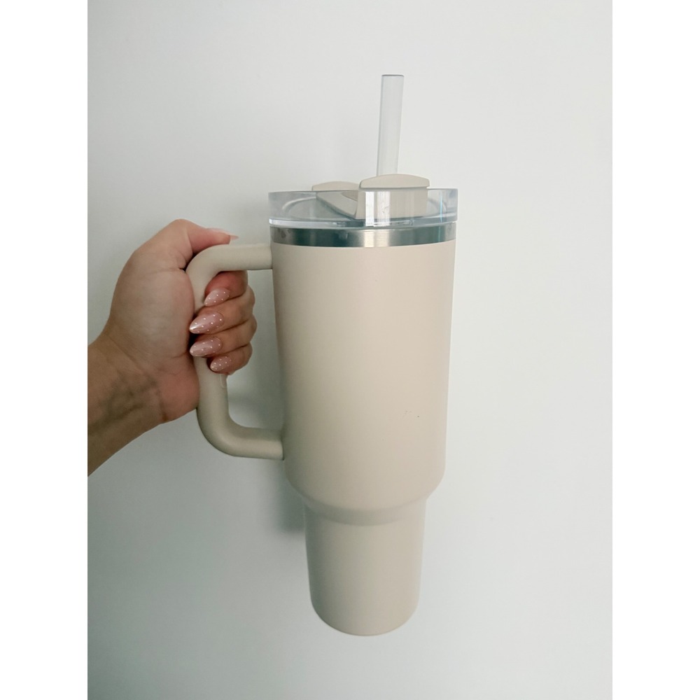 Stanley The Quencher H2.0 FlowState Tumbler in the 40 oz size